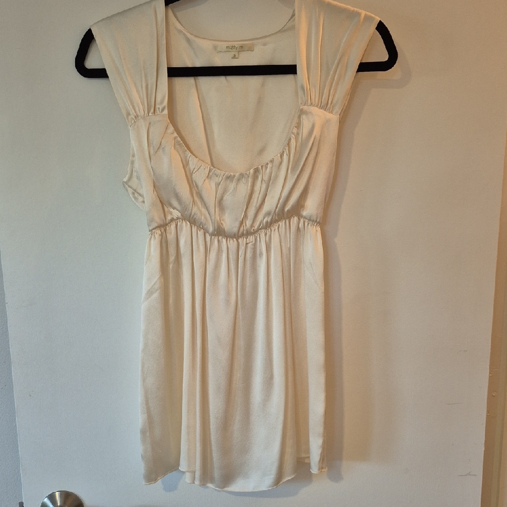 Matty M Cream Sleeveless Blouse